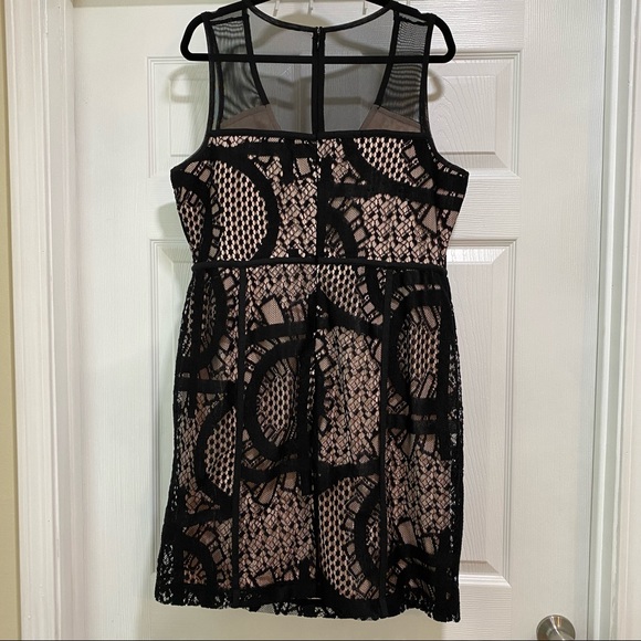 Metaphor Lace Blocked Bodycon Mini Dress Black Nude Sleeveless Mesh Size 14 - Picture 6 of 7